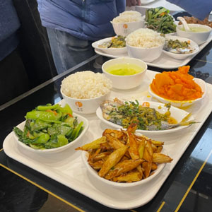 智慧餐厅市场应用：创新智能科技助力食堂管理