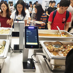 校园食堂要明厨亮灶吗？探究智慧食堂的关键实践
