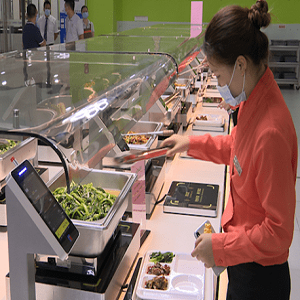 智慧餐厅投资成本分析：实现智能化转型的经济效益